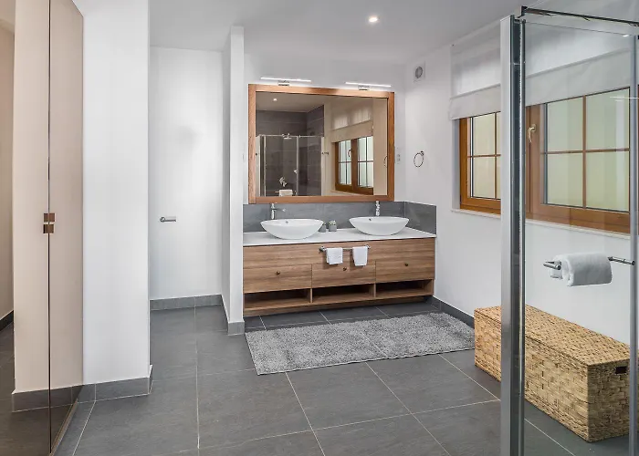 Mon Perin - Luxury Beachfront Villa