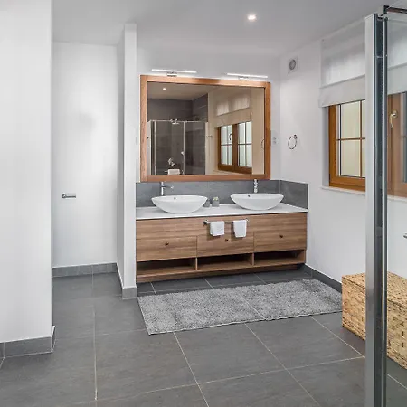 Mon Perin - Luxury Beachfront Villa