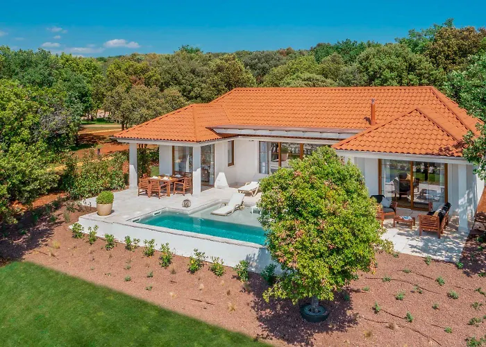 Mon Perin - Luxury Beachfront