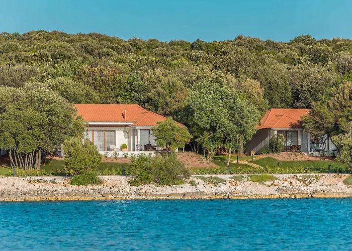 Mon Perin - Luxury Beachfront Villa *